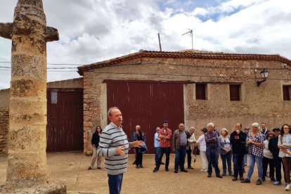 Jornada inaugural del Huerto poético en Quintanas Rubias de Arriba.-ANA HERNANDO