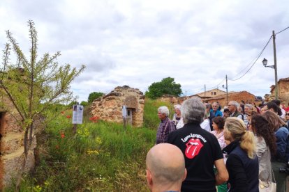 Jornada inaugural del Huerto poético en Quintanas Rubias de Arriba.-ANA HERNANDO