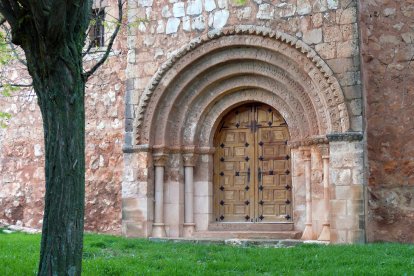 Iglesia de San Juan Bautista en Ligos. HDS
