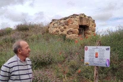 Jornada inaugural del Huerto poético en Quintanas Rubias de Arriba.-ANA HERNANDO
