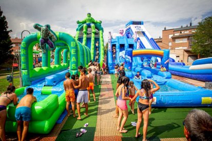 Parque acuático en las fiestas de Golmayo Camaretas - MARIO TEJEDOR (14)