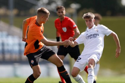 Palacios en el partido de la Yout League ante el Shajtar Donetsk en el que marcó dos goles. Real Madrid