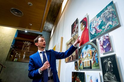 Exposición sobre la Divina comedia de Dante en el Palacio de la Audiencia. MARIO TEJEDOR (26)