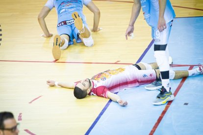 Rio Duero Voley vs CV Palma. MARIO TEJEDOR (40)
