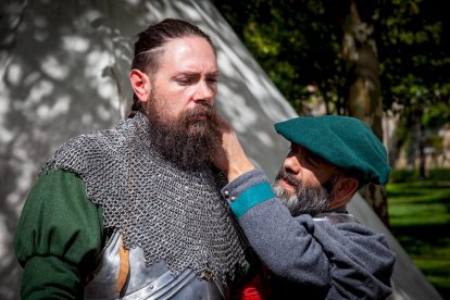 Revueltas comuneras por Oria Dauria. MARIO TEJEDOR (2)