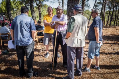 Demostración de resina en Tardelcuende.-GONZALO MONTESEGURO