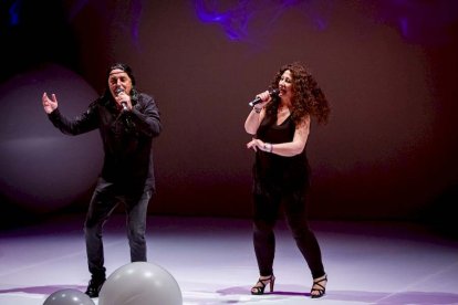 Benito Serrano y Yolanda de Gregorio en la Gala benéfica Vamos a dar el cante de Asovica Fadess - MARIO TEJEDOR (34)