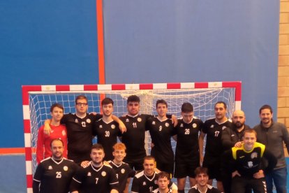 El BM Soria B lucho por la final a cuatro de Agoncillo hasta la última jornada. HDS
