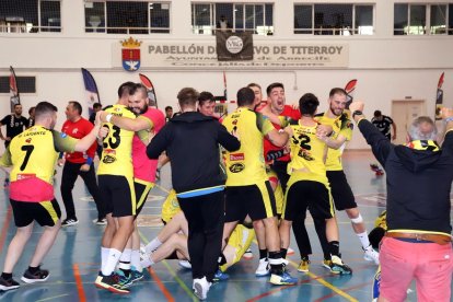 Club Balonmano Soria (22)
