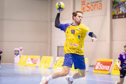 Club balonmano Soria vs CD Balopal. MARIO TEJEDOR (19)