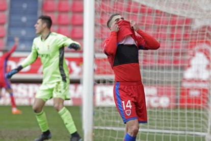 Numancia vs Oviedo B - Mario Tejedor (54)