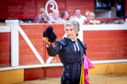 Corrida del Sábado Agés - MARIO TEJEDOR (2)