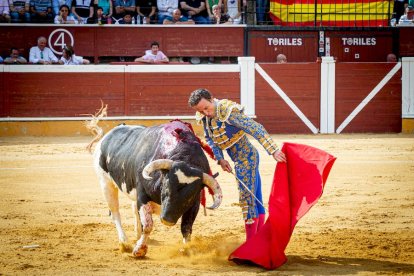 Corrida del Sábado Agés - MARIO TEJEDOR (10)