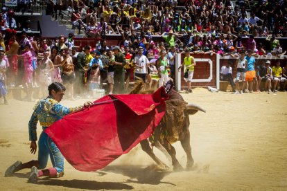 Viernes de Toros 2022 - MARIO TEJEDOR (12)_04