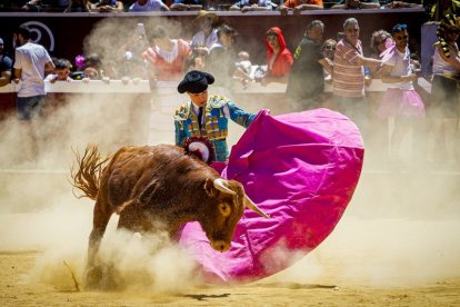 Viernes de Toros 2022 - MARIO TEJEDOR (4)_04