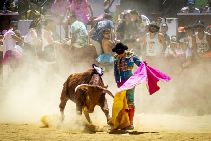 Viernes de Toros 2022 - MARIO TEJEDOR (2)_04