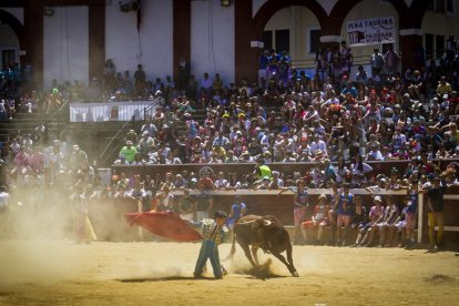 Viernes de Toros 2022 - MARIO TEJEDOR (19)_04
