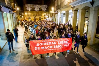 Manifestación del Día internacional para la eliminación de la violencia contra las mujeres. MARIO TEJEDOR (14)