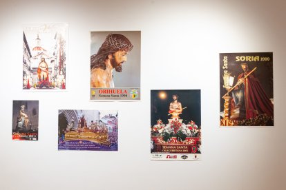 Exposición de carteles de la Semana Santa. MARIO TEJEDOR (8)