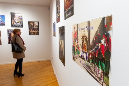 Exposición de carteles de la Semana Santa. MARIO TEJEDOR (23)