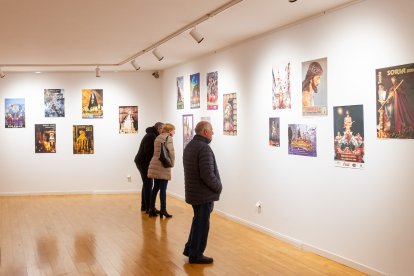 Exposición de carteles de la Semana Santa. MARIO TEJEDOR (28)