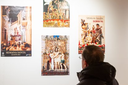 Exposición de carteles de la Semana Santa. MARIO TEJEDOR (29)