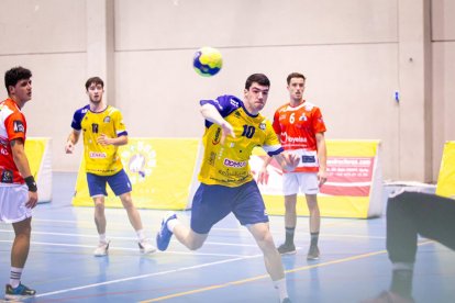 El BM Soria se mide al Torrelavega mañana en el San Andrés. MARIO TEJEDOR