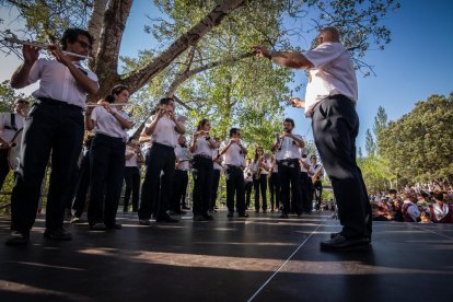 Tarde del Lunes de Bailas.-GONZALO MONTESEGURO