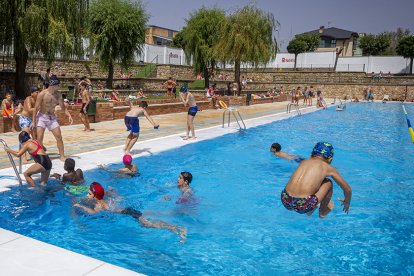 Primera ola de calor del verano - MARIO TEJEDOR (7)