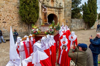 Procesión del Lunes Santo - Cofradía de la Flagelación del Señor - MARIO TEJEDOR (15)