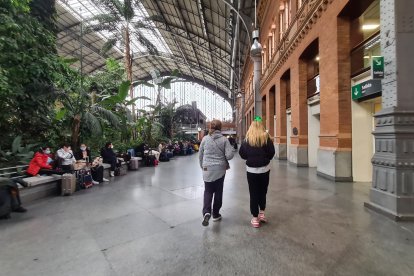 El autobus con ucranianos llega a España