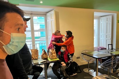 El autobus con ucranianos llega a España