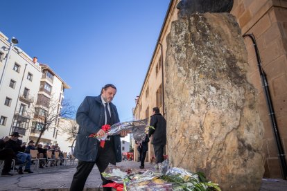 Homenaje a Machado.-GONZALO MONTESEGURO
