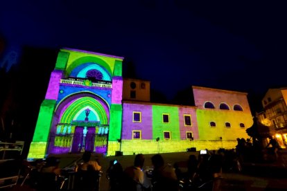 Videomapping en El burgo para conmemorar el aniversario de Las edades del hombre - ANA HERNANDO