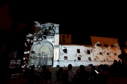 Videomapping en El burgo para conmemorar el aniversario de Las edades del hombre - ANA HERNANDO