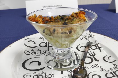 Capiseta (Cafetería Capitol)