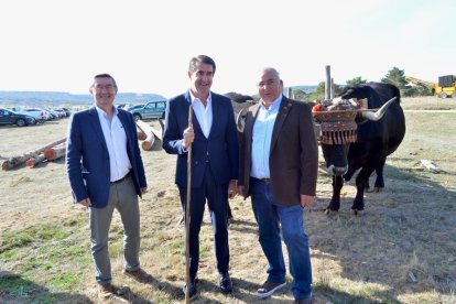Inauguración de la feria forestal Cabforest en Cabrejas del Pinar, Soria. RAQUEL FERNÁNDEZ