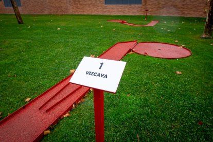 Los hoyos del minigolf de Los Royales. MARIO TEJEDOR
