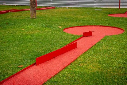Los hoyos del minigolf de Los Royales. MARIO TEJEDOR