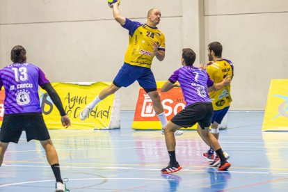 BM Soria vs Vetusta. MARIO TEJEDOR (12)