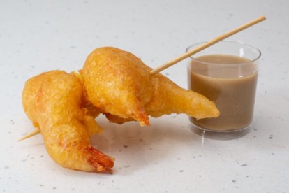 Bar Restaurante Iruña Plaza (Soria): Gambas a la gabardina de hongos y su chupito.