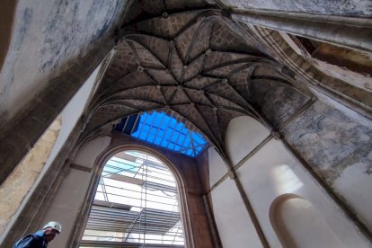 Obras en la iglesia de Santa María de Yanguas de Ágreda. HDS (10)