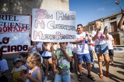 Manifestación en Muriel de la Fuente.-G. MONTEAGUDO