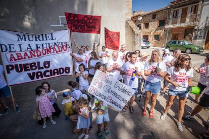 Manifestación en Muriel de la Fuente.-G. MONTEAGUDO