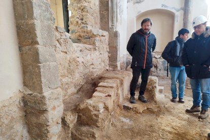 Obras en la iglesia de Santa María de Yanguas de Ágreda. HDS (18)