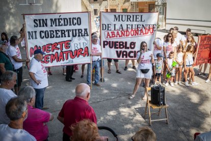 Manifestación en Muriel de la Fuente.-G. MONTEAGUDO