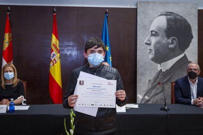 Entrega de diplomas Fundación Antonio Machado - MARIO TEJEDOR