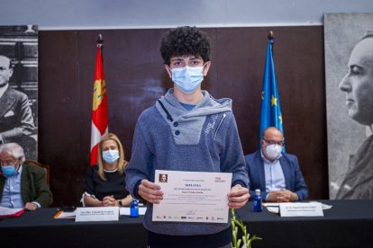 Entrega de diplomas Fundación Antonio Machado - MARIO TEJEDOR