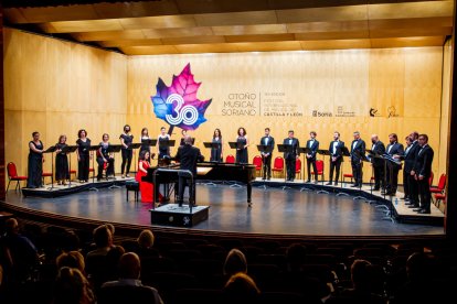 OMS 22 Coro de la Comunidad de Madrid. MARIO TEJEDOR (2)