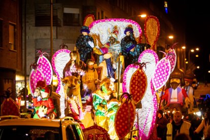 Cabalgata de los Reyes Magos en Soria. MARIO TEJEDOR (31)